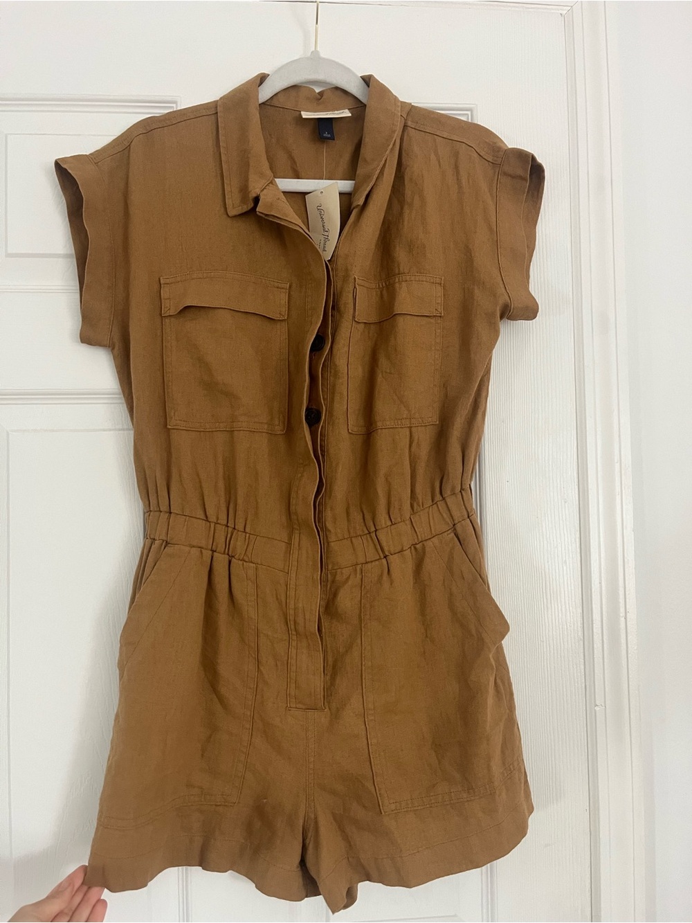 NWT Universal Thread Button-Front Romper in Camel